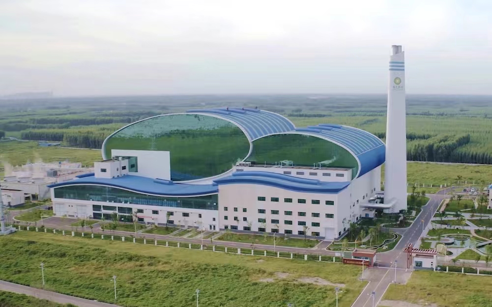 人生就是搏：上半年运营收入稳步提升，，，规模及手艺优势打造企业开展驱动器